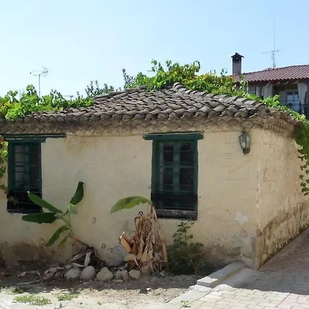 Holiday home Greek House With Seaview,parking And Yard With Bbq Nea Skioni
