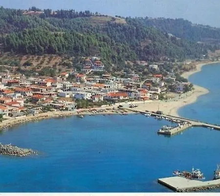 Holiday home Greek House With Seaview,parking And Yard With Bbq