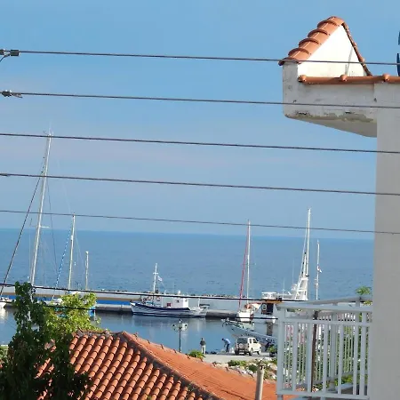 Holiday home Greek House With Seaview,parking And Yard With Bbq