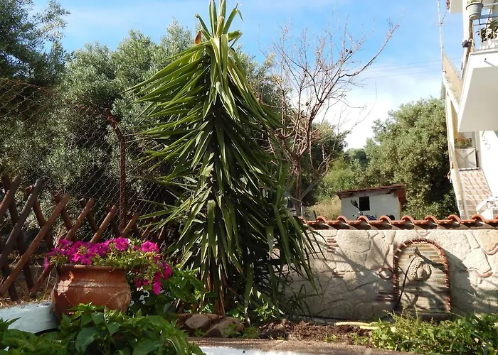 Greek House With Seaview,parking And Yard With Bbq