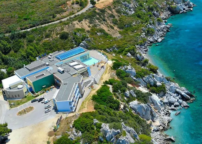 Greek House With Seaview,parking And Yard With Bbq 尼尔斯吉尼