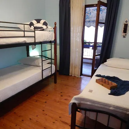 Greek House With Seaview,parking And Yard With Bbq Semesterbostad *